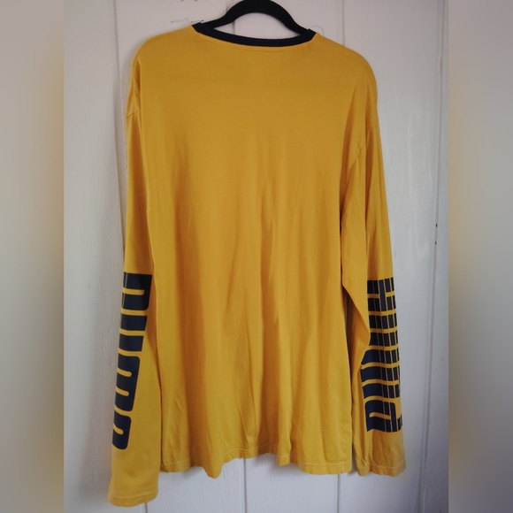 CLEAn & LIKE NEW!! PUMA, Logo Long Sleeve Tee. Size XL - Picture 5 of 5